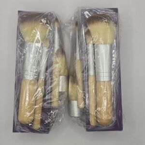 LOT OF 2 DIMOT BB CREAM FAIR WITH MAKE UP BRUSHES